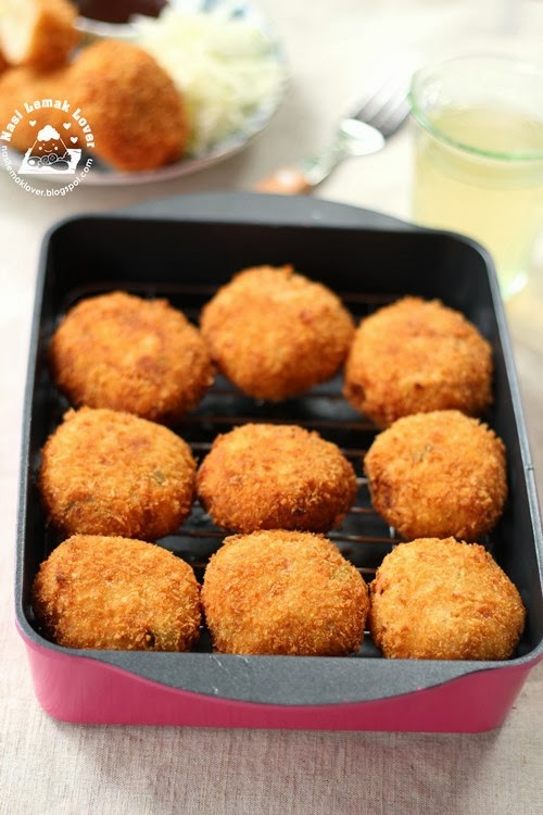 Nasi Lemak Lover Japanese Salted Salmon Croquettes 塩鮭可乐饼, and more