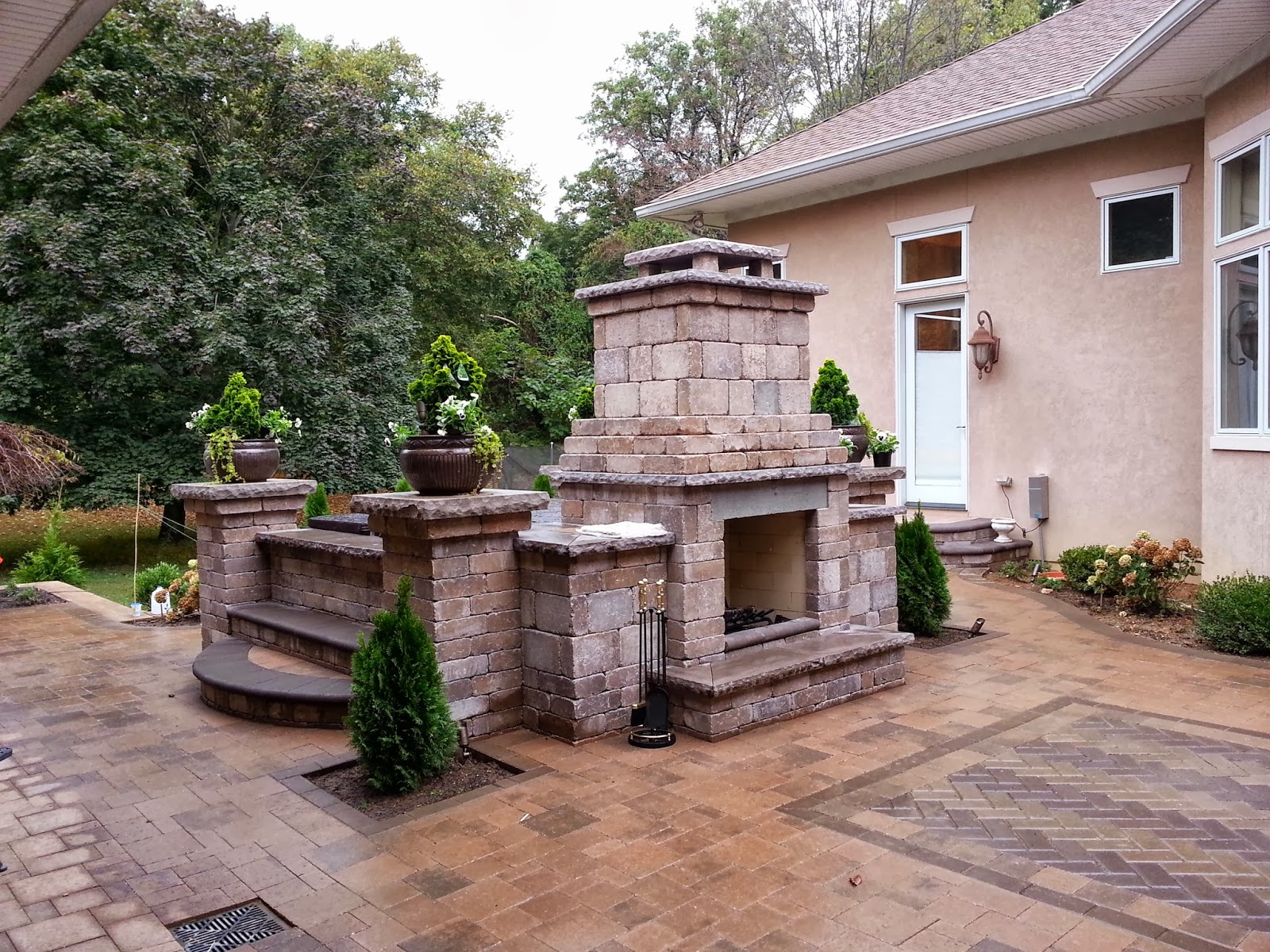 Fireplace & Hot Tub Combo Life Time Pavers