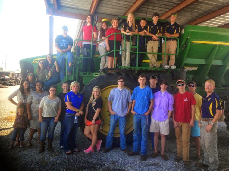 ELKMONT ALABAMA ELKMONT FFA TAKE A FIELD TRIP