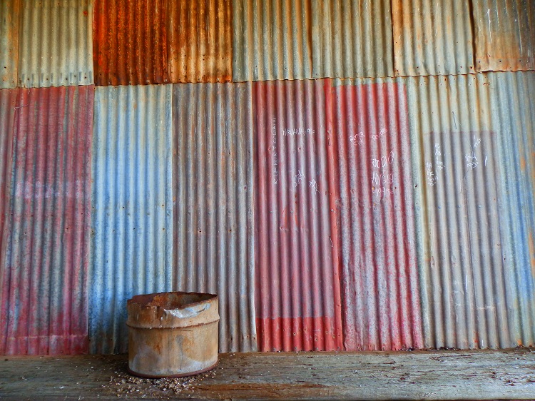 Corrugated Iron Painting A Corrugated Iron Roof