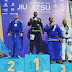 Depois de lavar carros e arrecadar dinheiro, atleta viaja para a Europa e se torna campeão europeu de Jiu-Jitsu
