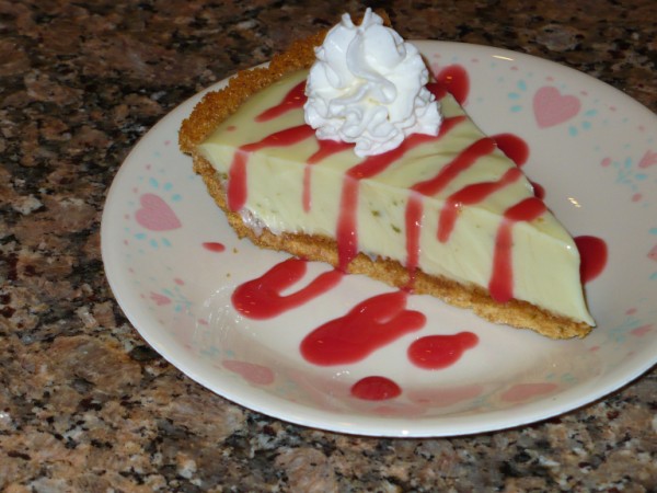 The Tall Girl Cooks Key Lime Pie With Raspberry Sauce