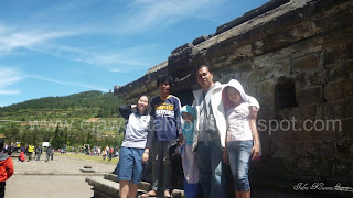 http://ejawantahtour.blogspot.com/2013/08/kawah-sikidang-dieng-panorama-alam-di.html