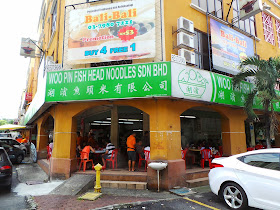 Reneelq Makan Time
