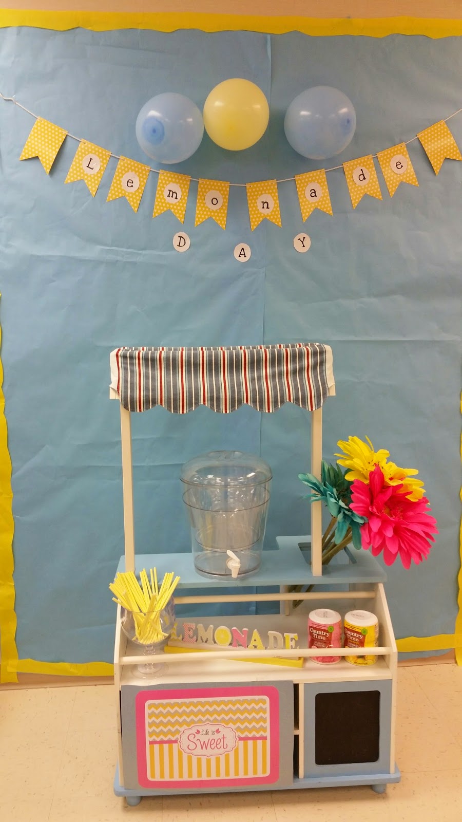 First Grade Funtastic Lemonade Day!
