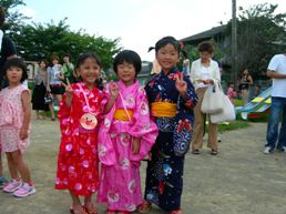 Perbedaan Cara Bergaul Orang Jepang Dan Amerika - Jurukunci4.blogspot.com