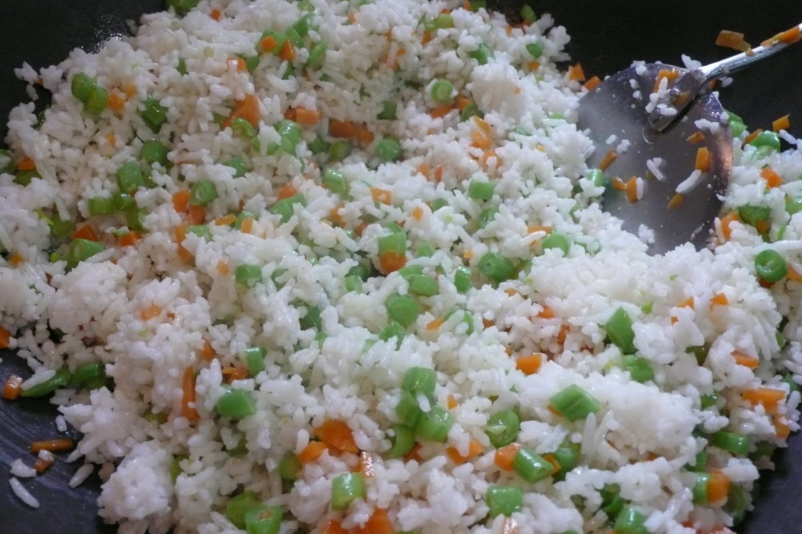 Fried Rice With French Beans and Carrots