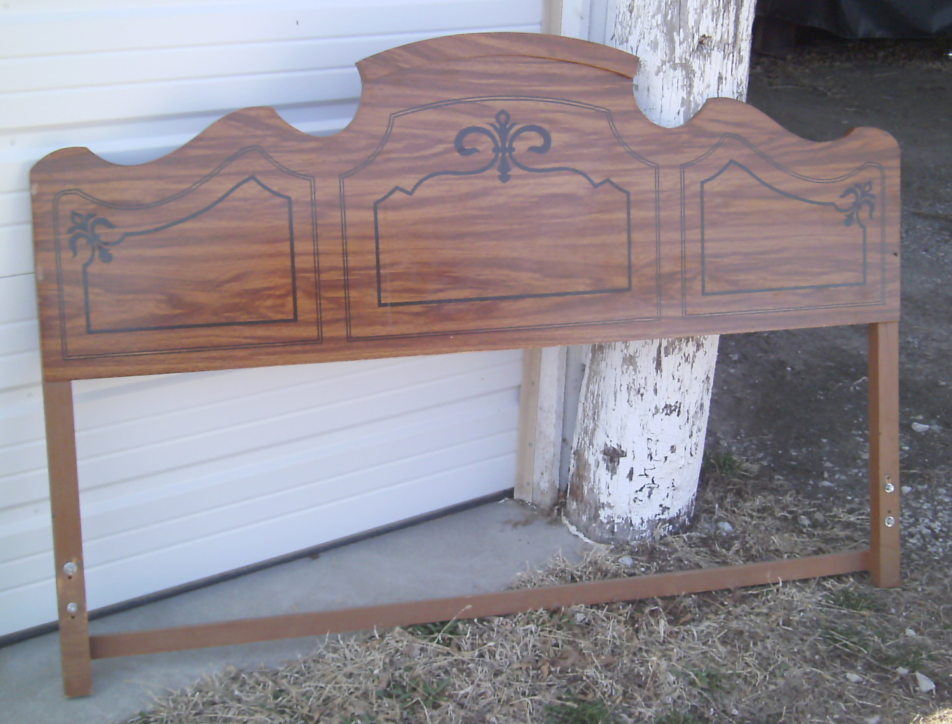 Full Circle Creations Headboard remake...