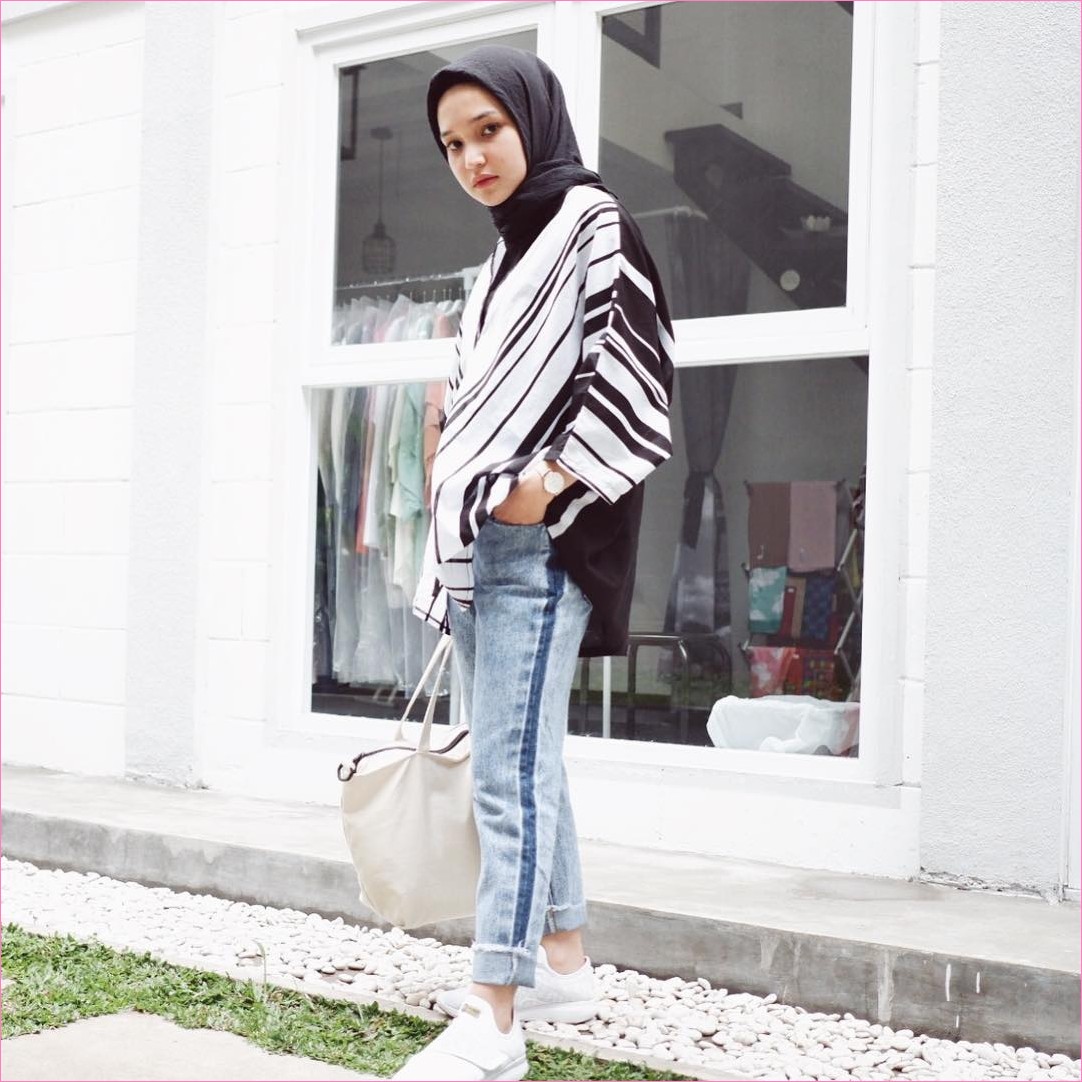 Model Celana Jeans Hijabers Selebgram Terngehits Model Baju Muslim Terbaru Model Celana Jeans Hijabers Selebgram Terngehits Model Baju Muslim Terbaru