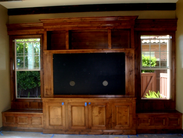 ENTERTAINMENT CENTER