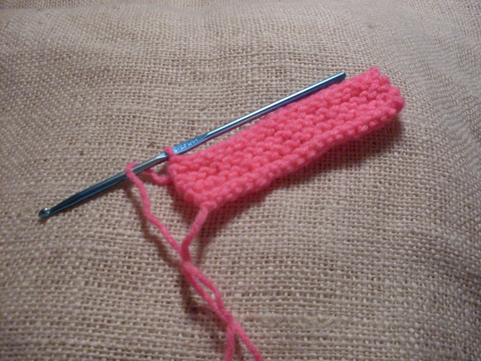 Craftybegonia: How to Crochet with Knitting Needles Tutorial---1