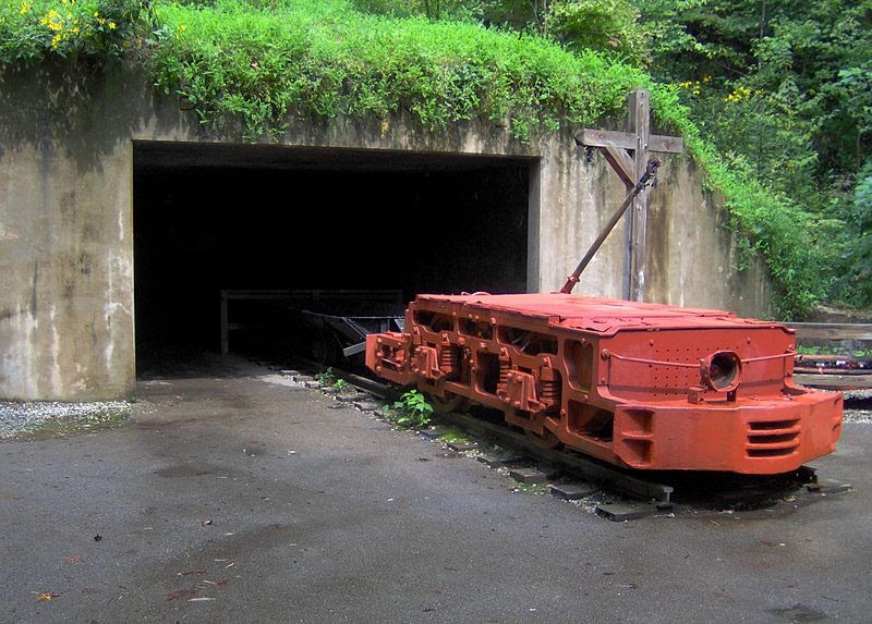 Unusual Kentucky Mine 18