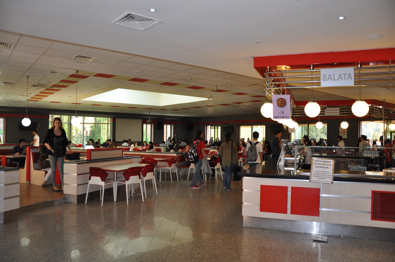 Kırmızı Kantin Yeditepe Üniversitesi Rehberi