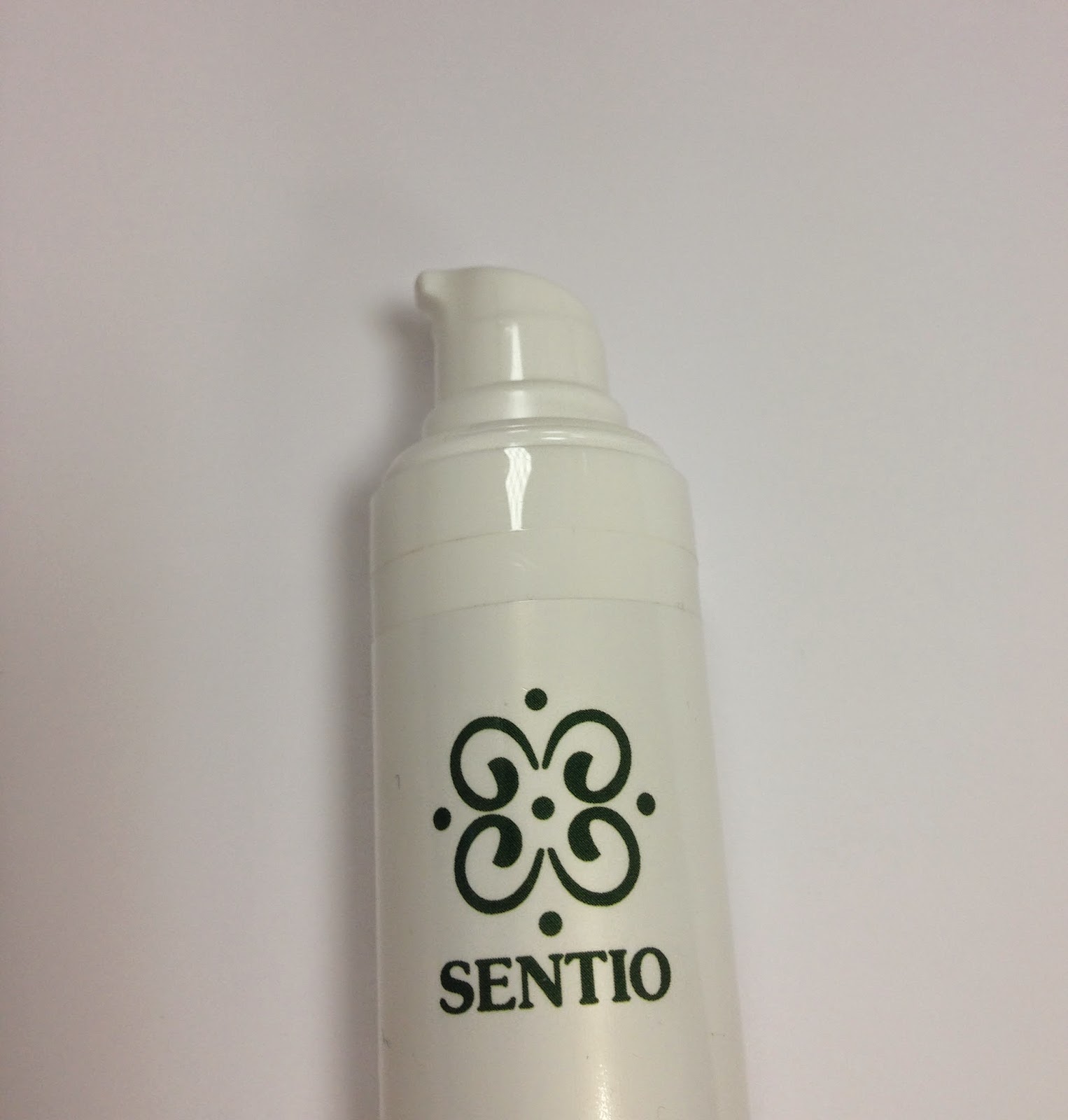 Sentio Smooth Skin Restoring Hand Creme