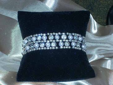 A stretchy bling bracelet-perfect for fall!
