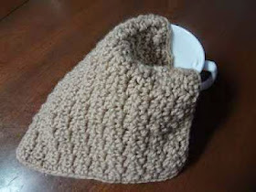 Free Crochet Pattern ~ Easy Dc, Sc Washcloth http://www.niftynnifer.com/2013/08/free-washcloth-crochet-pattern_6.html #Crochet #Washcloth #Dishcloth
