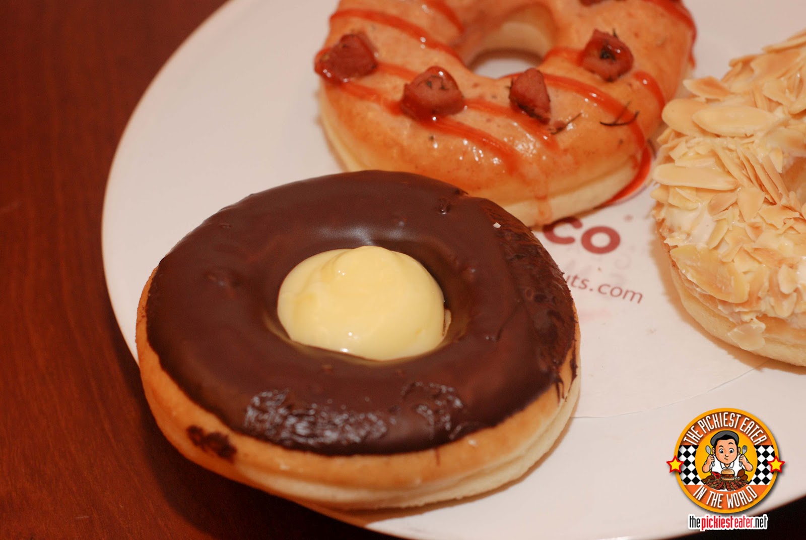 THE PICKIEST EATER IN THE WORLD J. CO DONUTS & COFFEE AT SM MEGAMALL