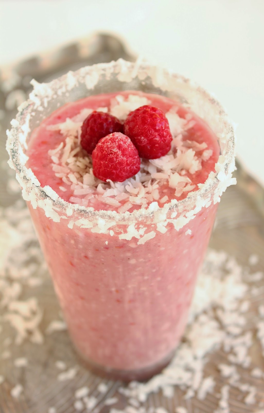Coconut Raspberry Smoothie