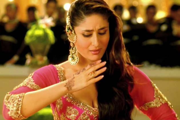 HOT AND SPICY IMAGES: Kareena Kapoor Spicy Dance Stills