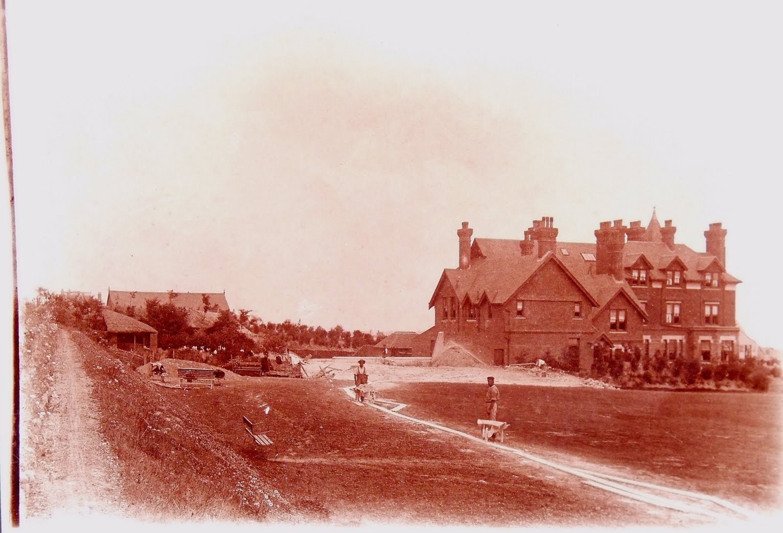Who is Mills? Discovering Warren Hill School in 1880
