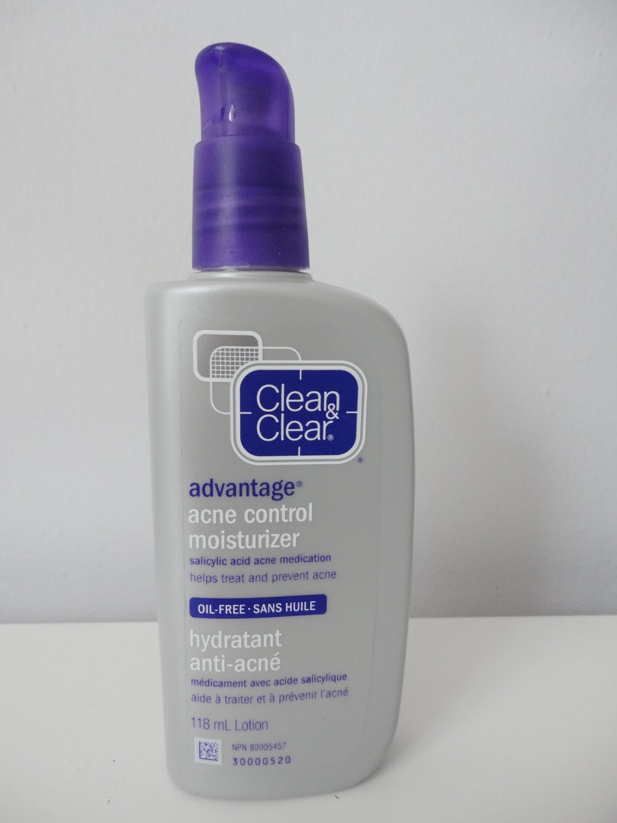 Review Clean and Clear Acne Advantage Moisturizer and My Acne story