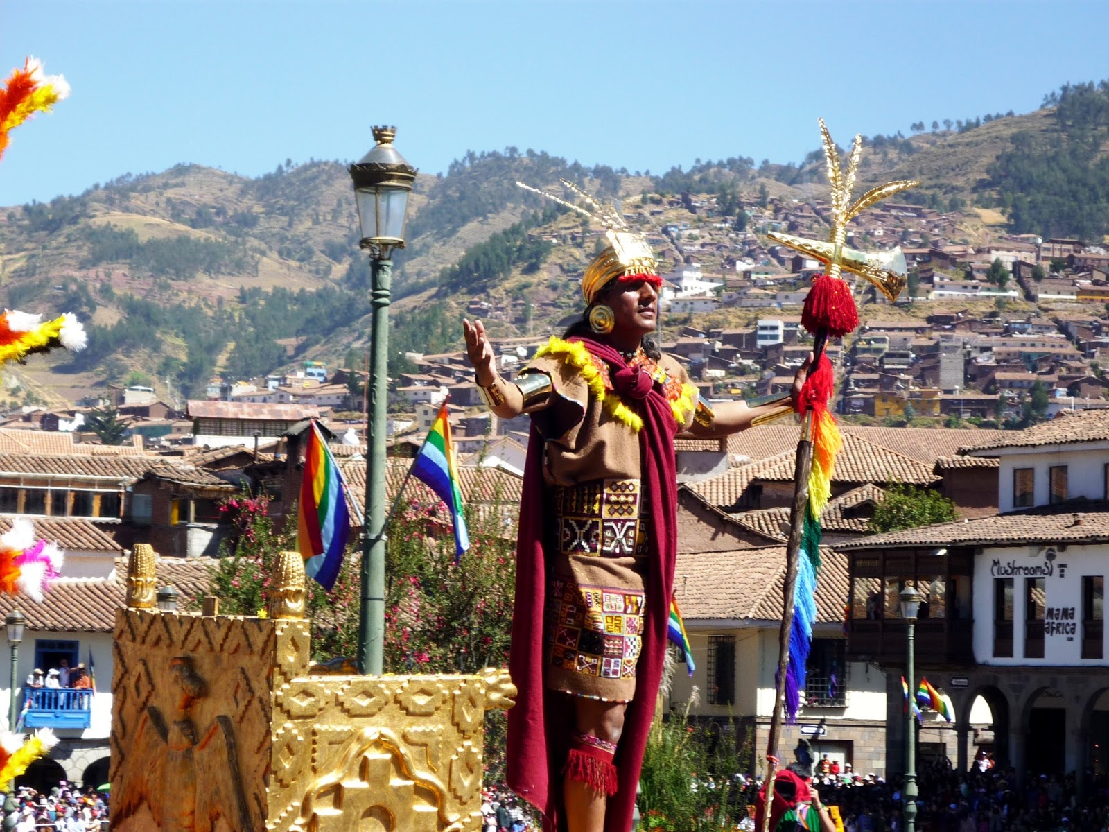 http://2.bp.blogspot.com/-PDbU3Ghr_dk/UcGqnh_9kCI/AAAAAAAAG0Y/H19oIu2_bB8/s1600/Cusco-Inti-Raymi-junio-2013-radio-picaflor-peru-fiestas-del-sol.JPG