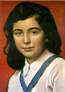 BEATA LAURA VICUÑA