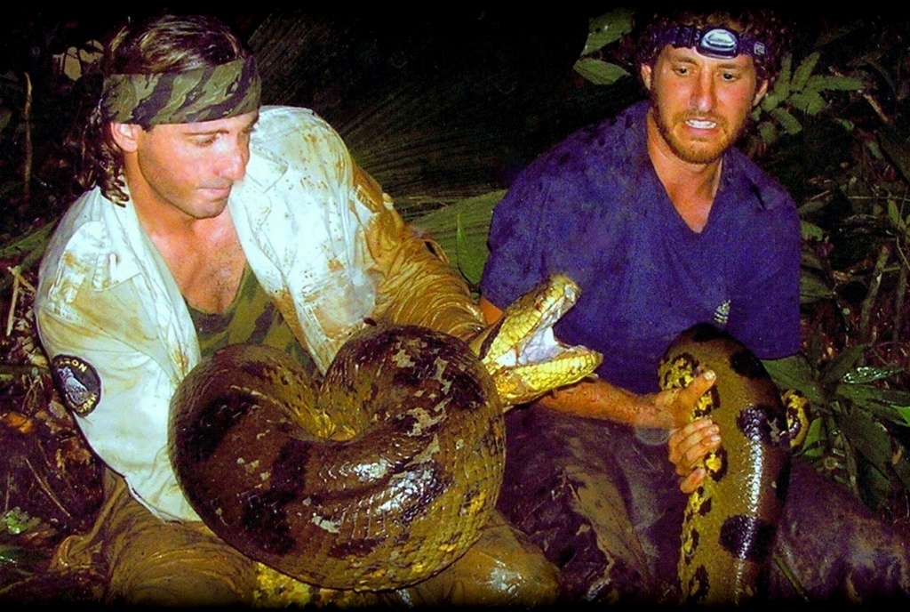 Amazon Explorer: Expeditions and Survival in the Amazon Rainforest