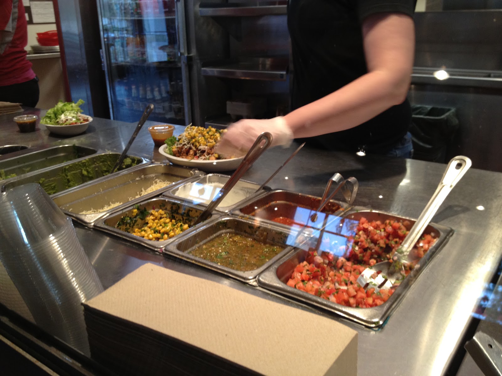 Throwdown Chipotle Burrito Bowl vs. Taco Bell Cantina Bowl Throwdown