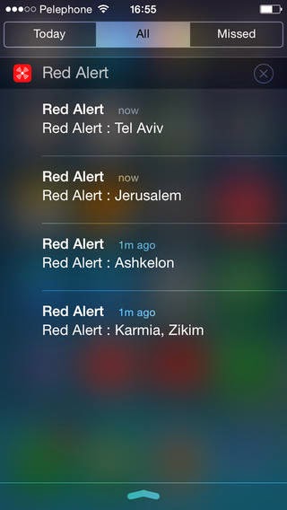 تطبيق إسرائيلي للهواتف الذكية يتتبع هجمات الصواريخ من غزة ويحذر منها.