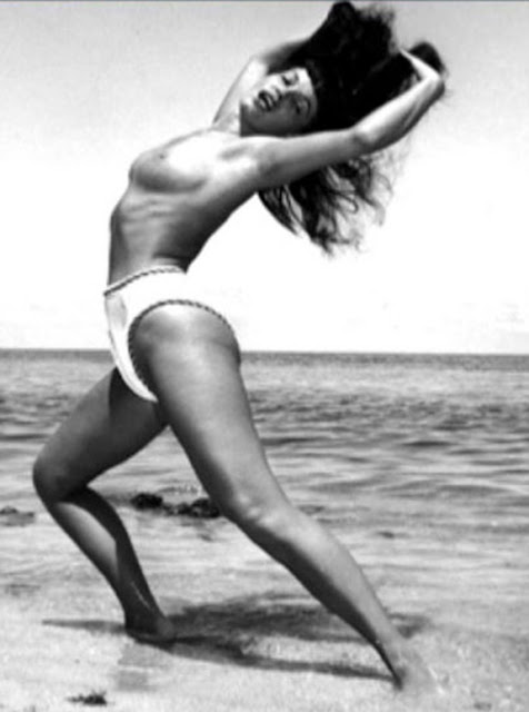 Bettie Online page (Pin Up Girl Icon) 127 Bettie+Page+(6)