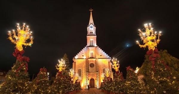 Murder is Everywhere: Christmas In Brazil