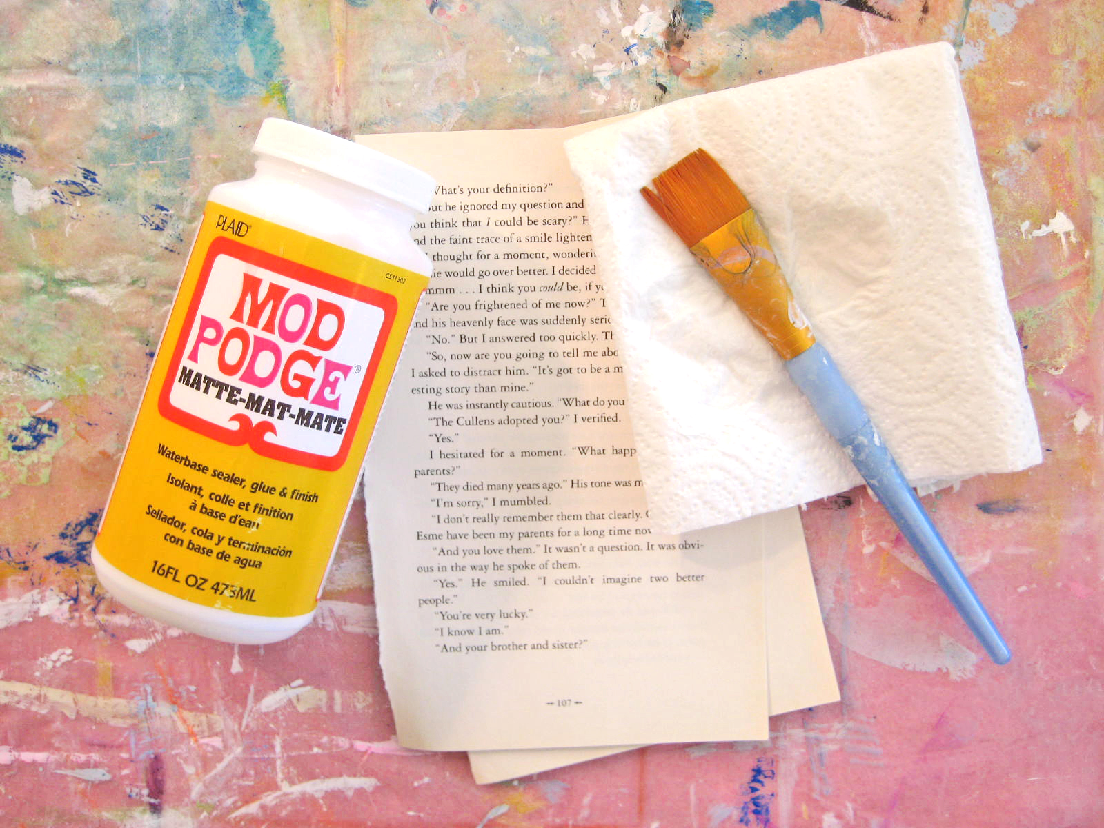 Alma Stoller how to make a cardboard canvas