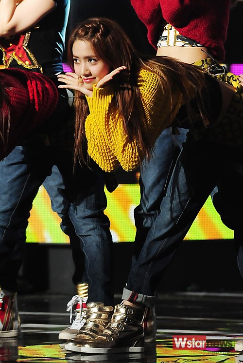 [PICS][19/01/2013] SNSD @ Music Core Snsd+music+core+pics+(14)