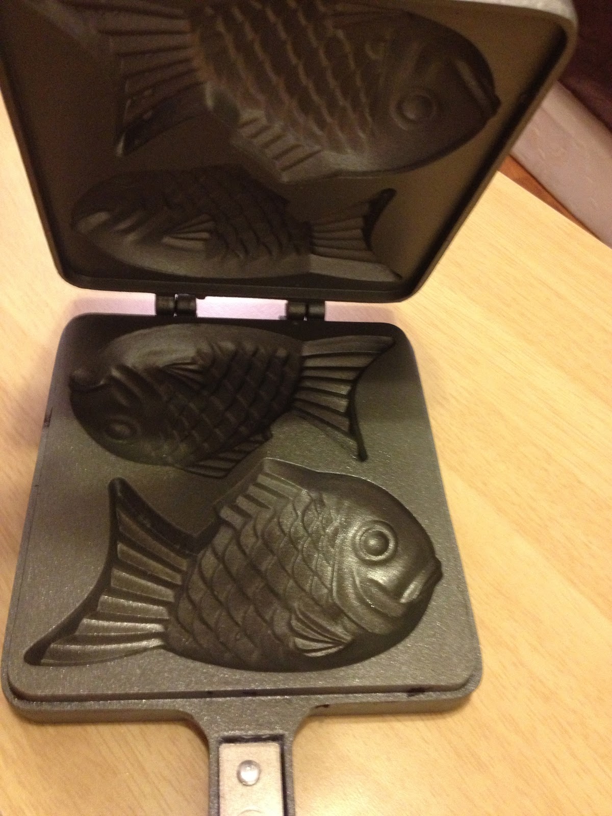 Poppin' kitchen Taiyaki (Fishshaped pancake filled with been jam)