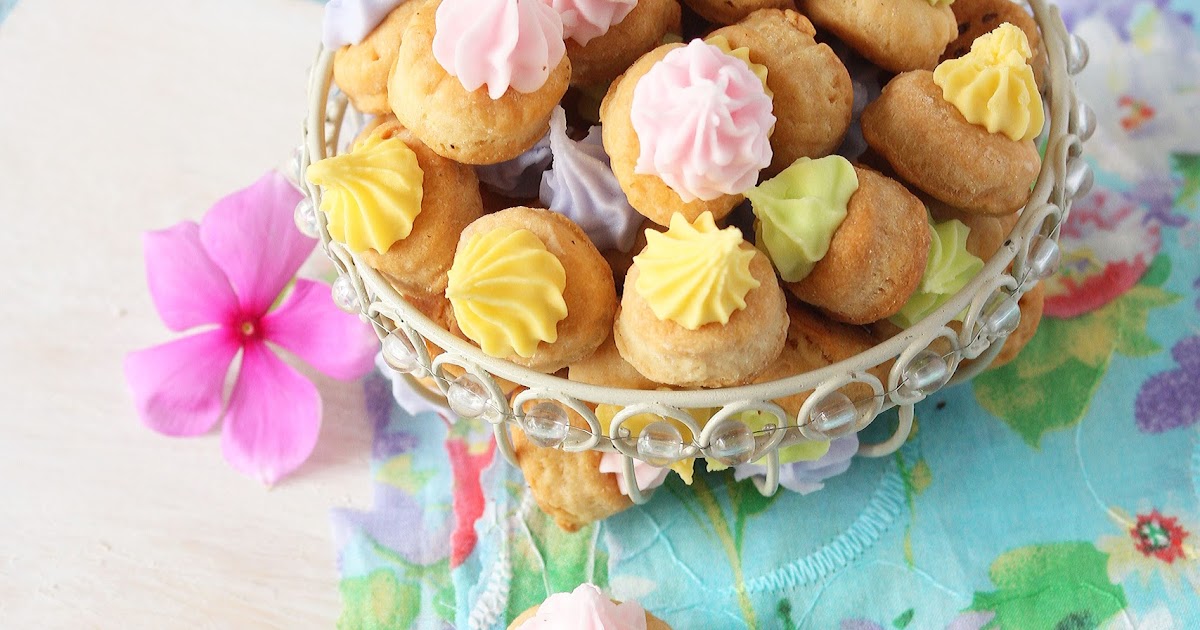 Cherry on a Cake ICED GEMS