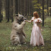 Fotógrafa Russa realiza incrível ensaio com Animais Selvagens e Modelos