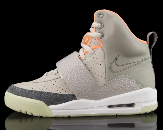 nike colaboracion kanye west