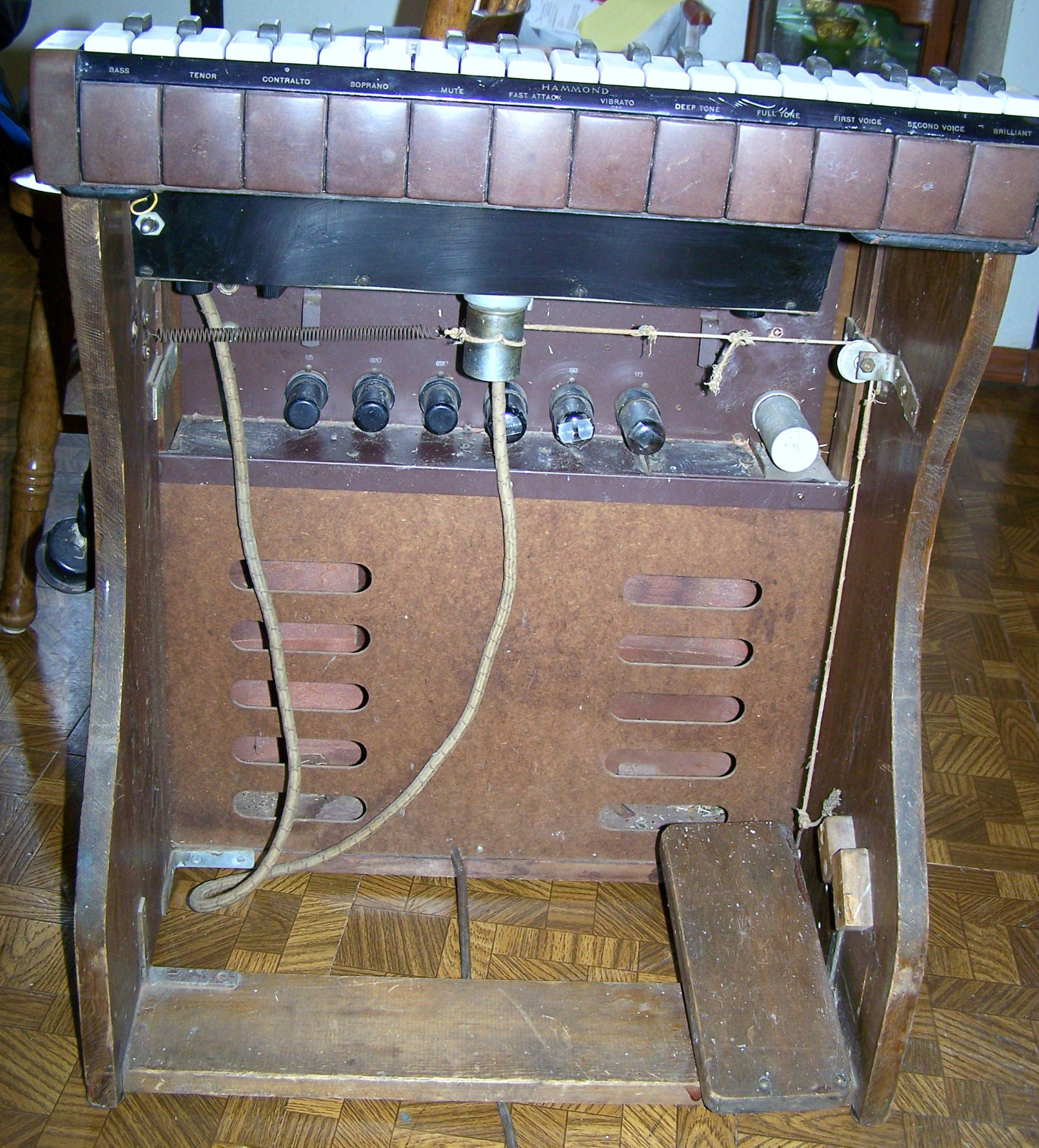 XFMR DIY Projects Hammond Solovox Tube Synthesizer Hacking