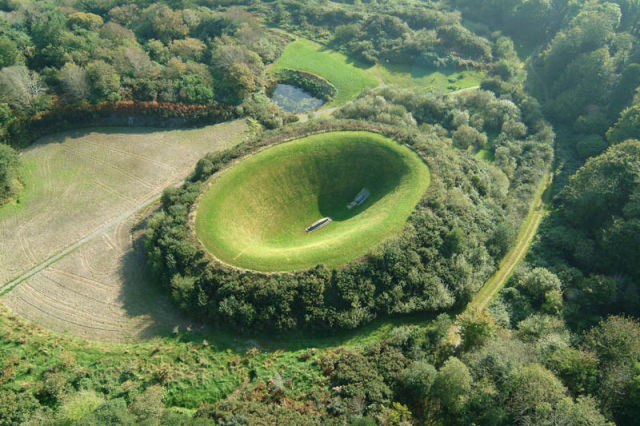 TheIrishSkyGardencrater Imgur