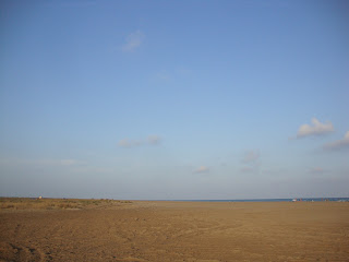 Paisagem da praia de El Serrallo