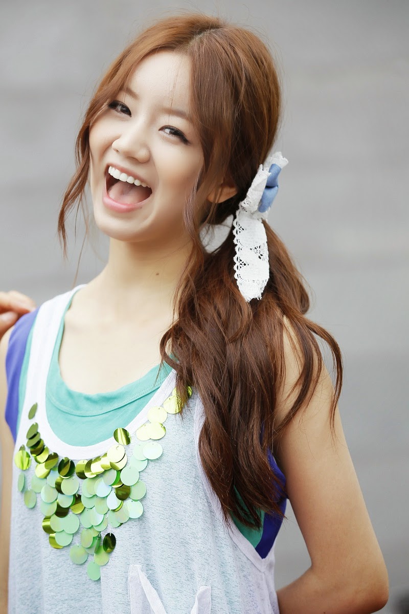 life people lee hyeri 1994 life people lee hyeri 1994
