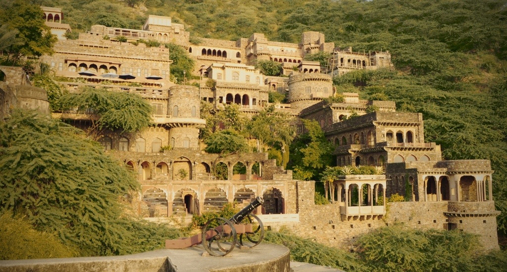 Lugares curiosos y extraños del mundo Bhangarh+Ciudad+Encantada