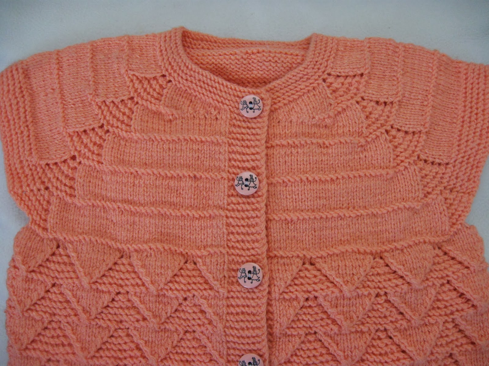 zerrinceelisleri ÜÇGEN AJURLU BEBEK YELEĞİ