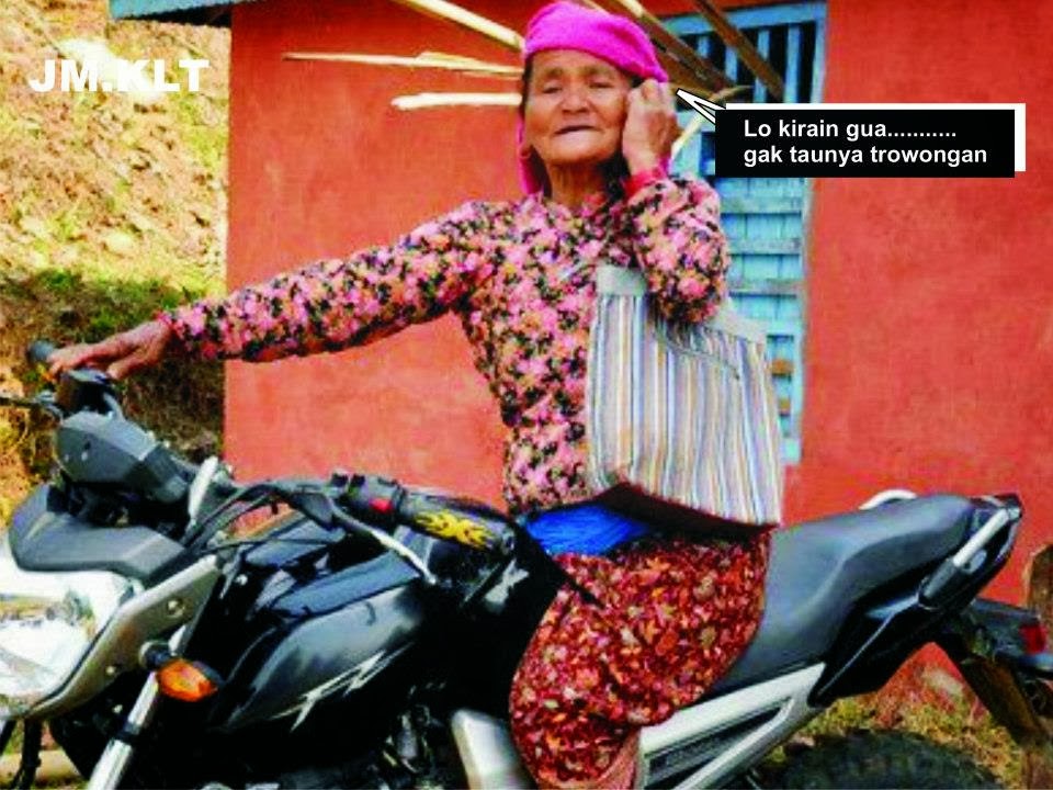 Sketsa Humor Kocak: Nenek Gaul