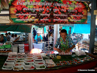 MERCADO FLOTANTE TALING CHAN, BANGKOK. TAILANDIA