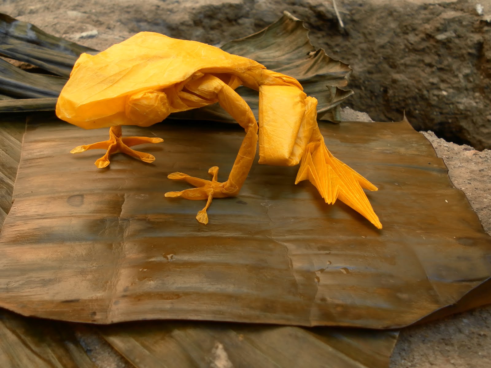 MarianoMi mundo el Origami Poison Dart Frog