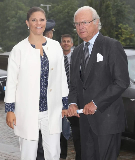 King Carl Gustaf and Crown Princess Victoria attended a conference on the Large Parks in Large Cities