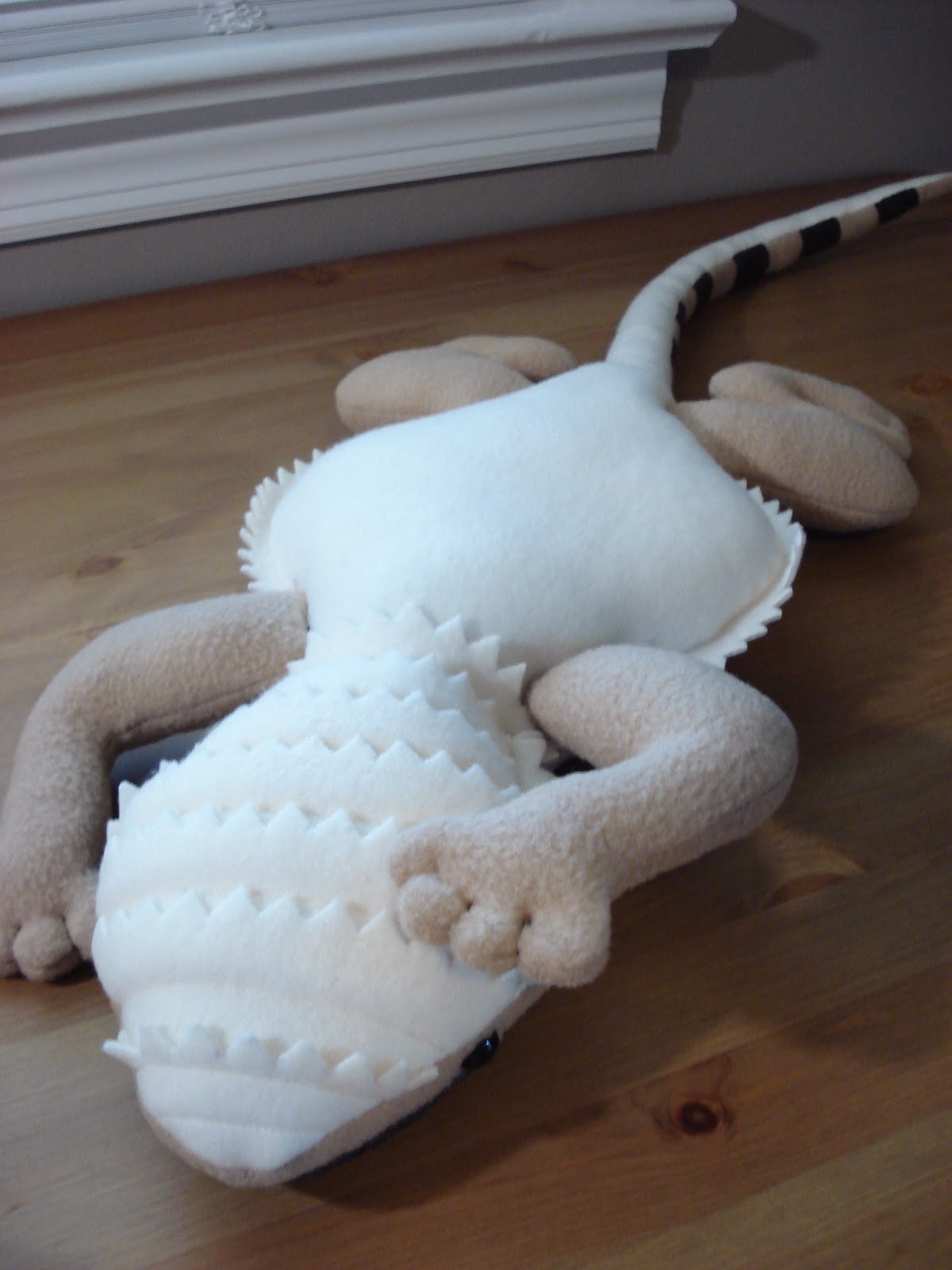 Fleece Menagerie Custom Bearded Dragon (SOLD)