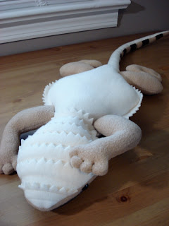 bearded-dragon-fleece-blanket-9